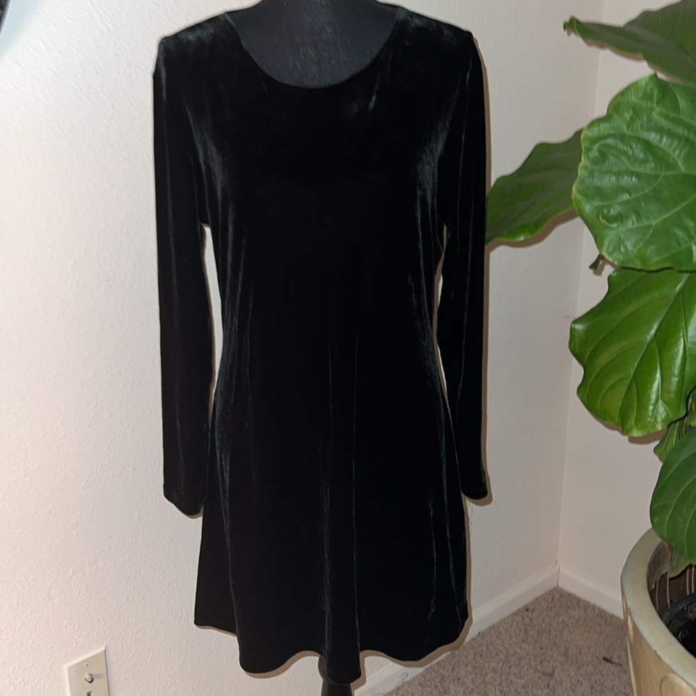 Banana Republic Women’s Black Velvet Pullover Dress Size Large - Picture 3 of 16